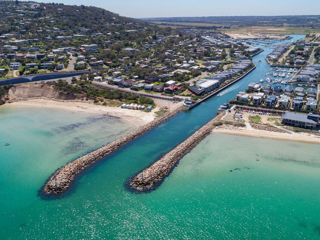 SAFETY BEACH For Rent Marina Berth Martha Cove Waterway, SAFETY BEACH