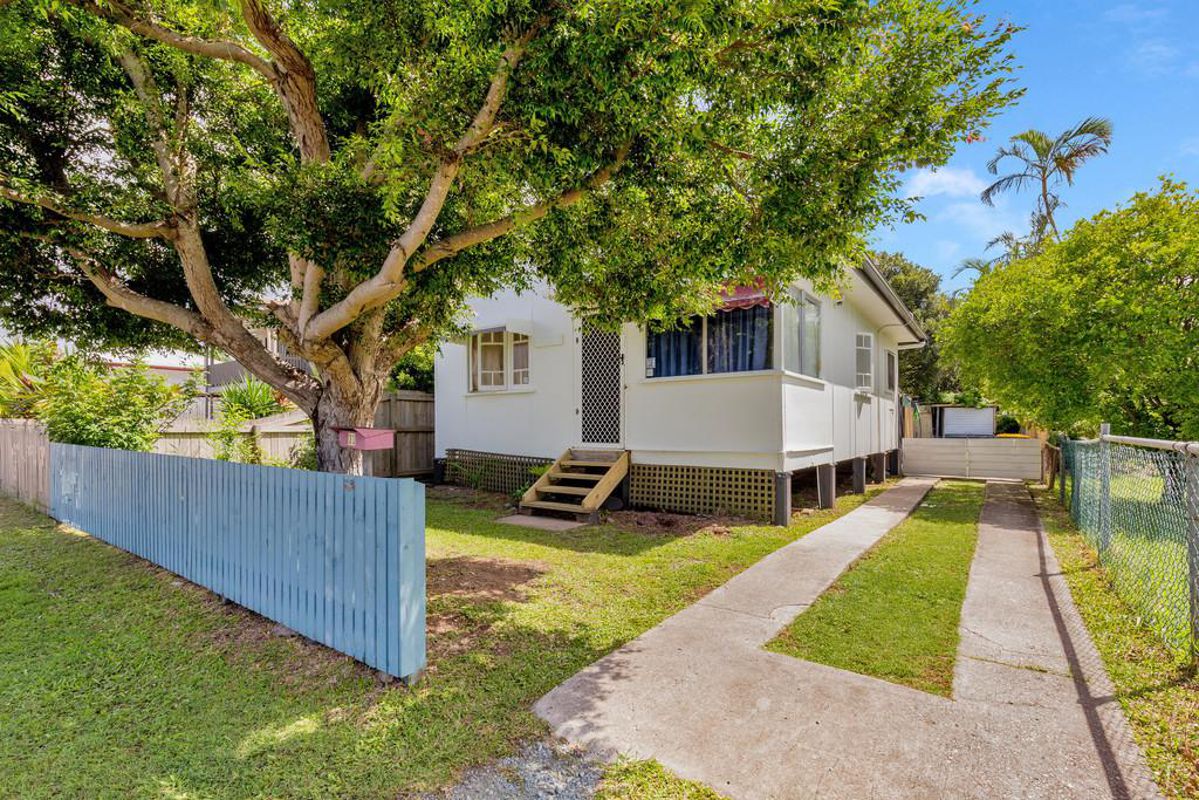 33 Summer Street, DECEPTION BAY, QLD