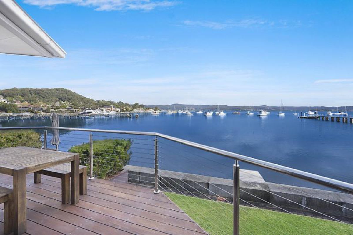 1A Mimosa Avenue, SARATOGA, NSW SOLD Sep 2015 realestateVIEW