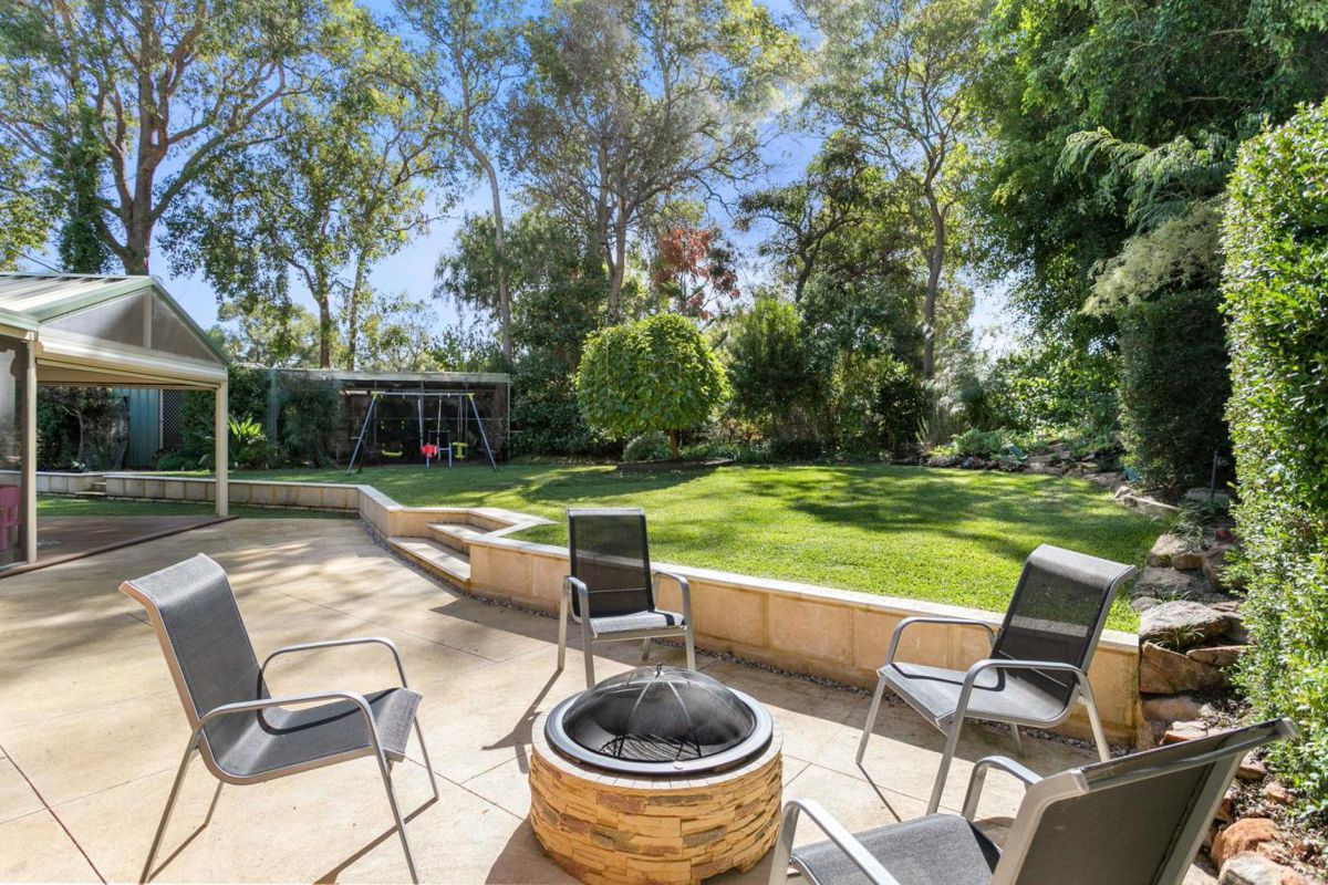 10 Jacaranda Drive, WANNEROO, WA House For Sale as Of 25 Apr 2021