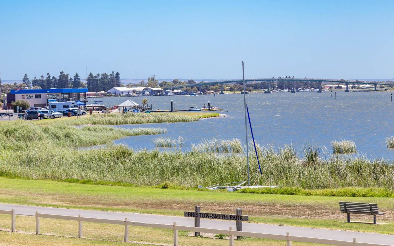 53A Barrage Road, GOOLWA SOUTH SOLD Jan 2018 realestateVIEW