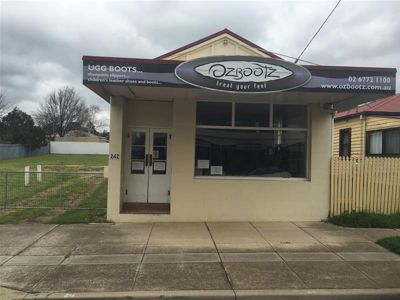 242 Rusden Street, ARMIDALE, NSW, 2350